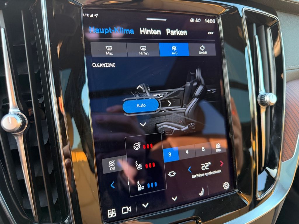 Volvo V60 Cross Country 2023