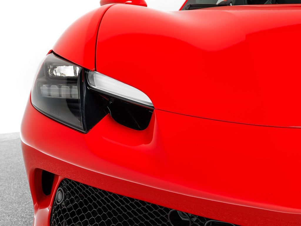 Ferrari 296 GTS 2025