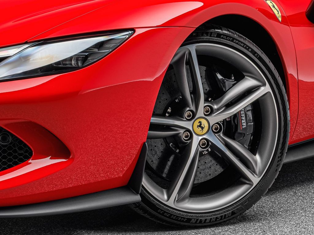 Ferrari 296 GTS 2025