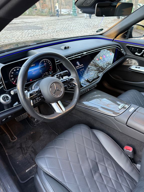 Mercedes-Benz E 300 2025