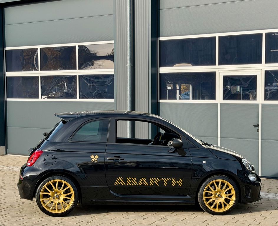Abarth 695 2024