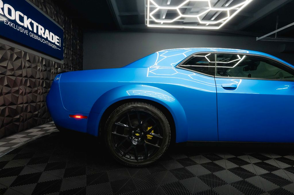 Dodge Challenger 2019