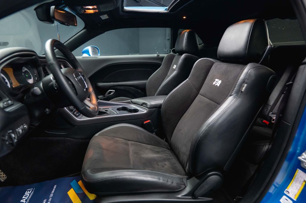 Dodge Challenger 2019