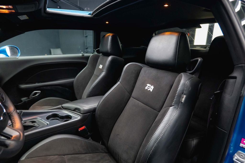 Dodge Challenger 2019