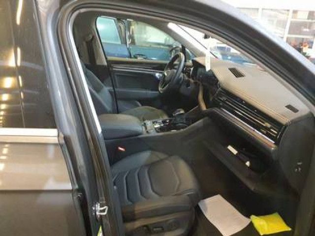 Volkswagen Touareg 2025