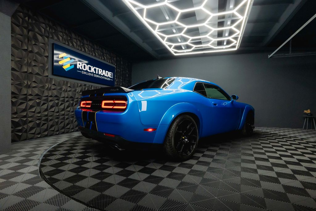 Dodge Challenger 2019