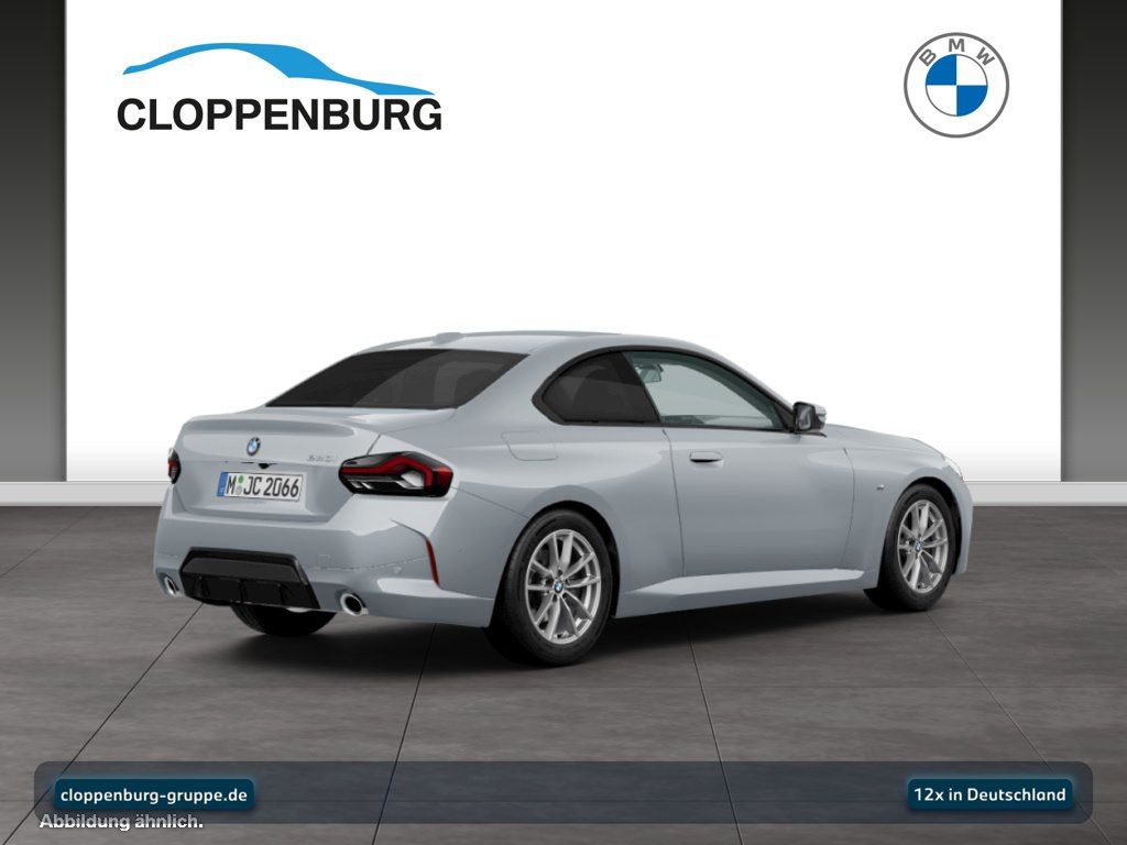 BMW 220 2025