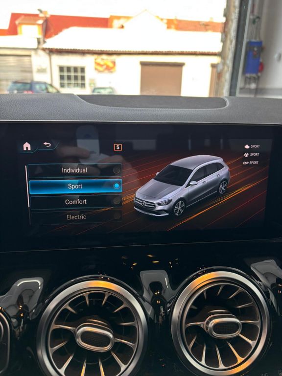 Mercedes-Benz B 250 2020