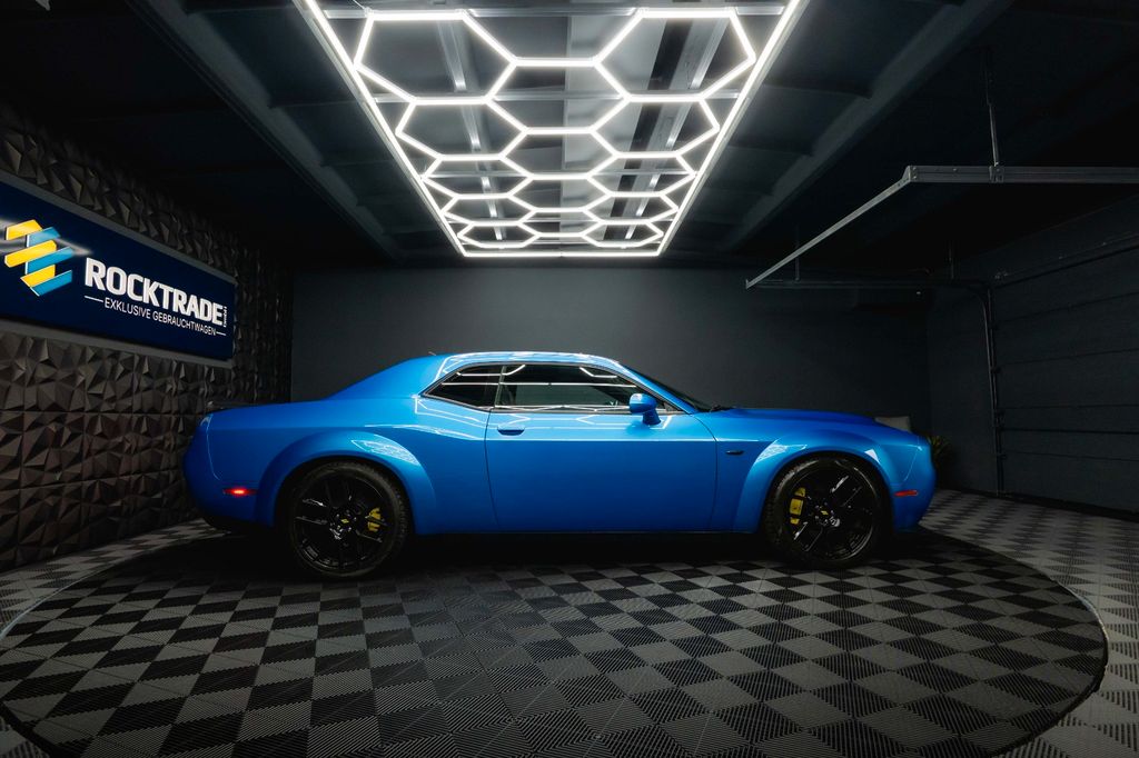 Dodge Challenger 2019