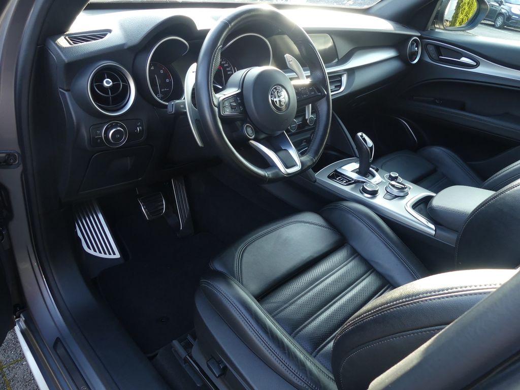 Alfa Romeo Stelvio 2020