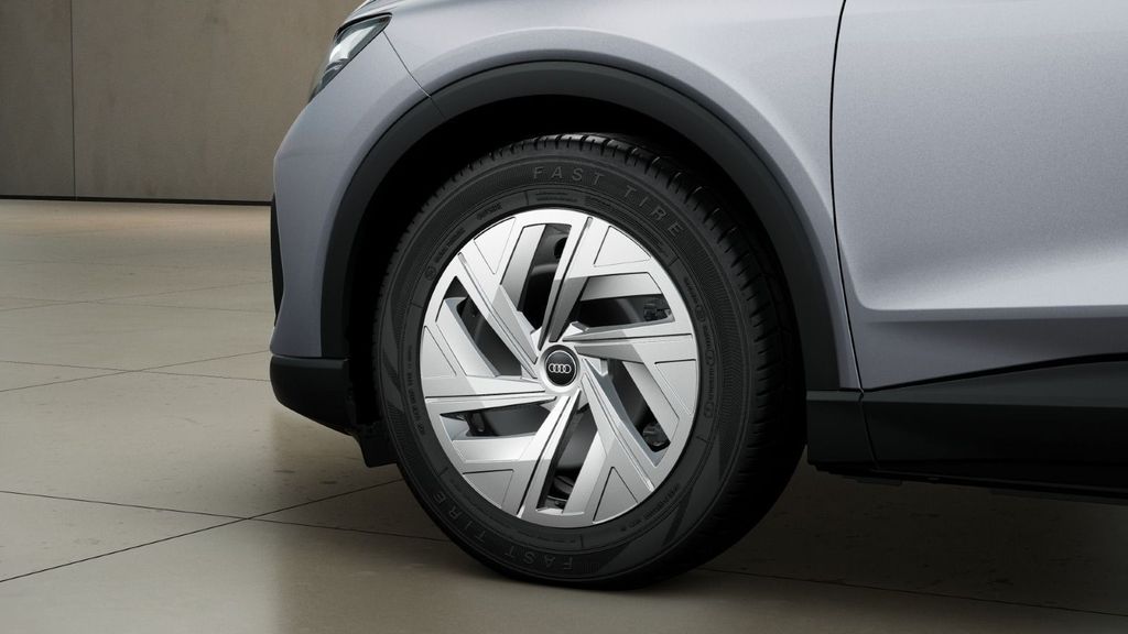 Audi Q4 e-tron 2024