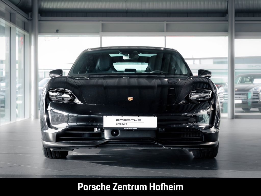 Porsche Taycan 2021