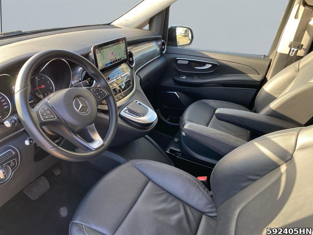 Mercedes-Benz V 300 2024