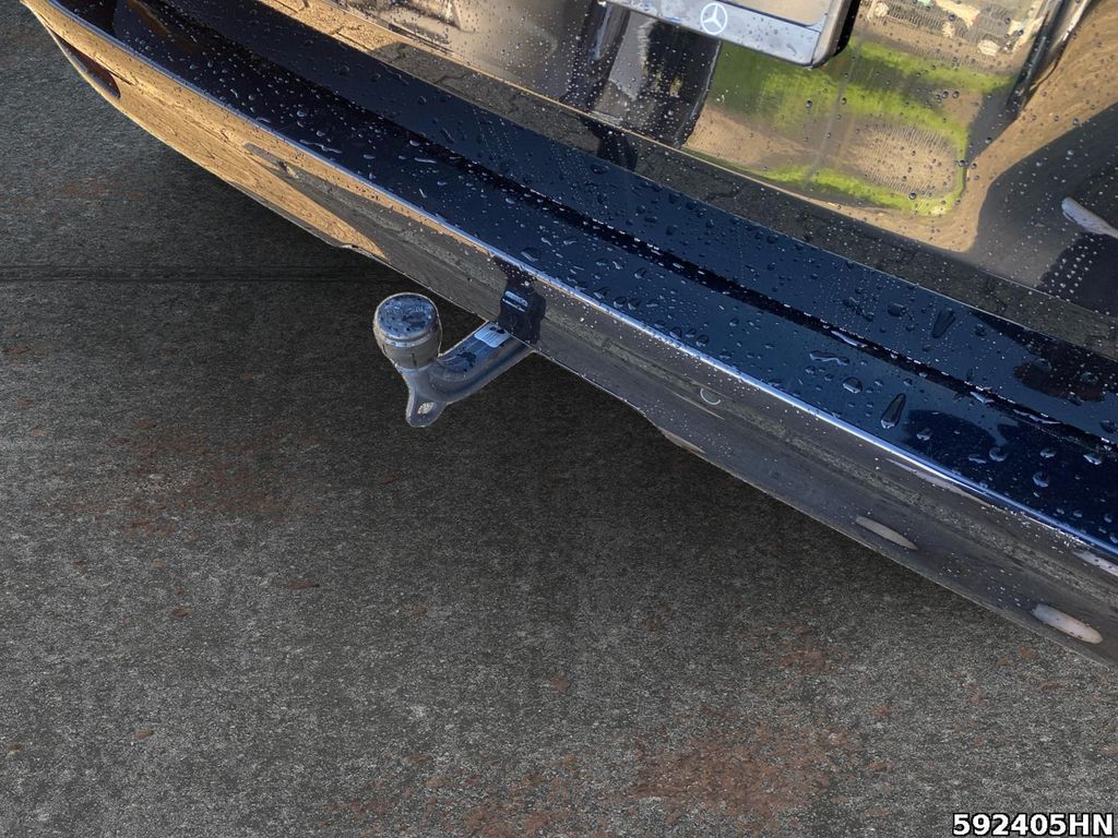 Mercedes-Benz V 300 2024