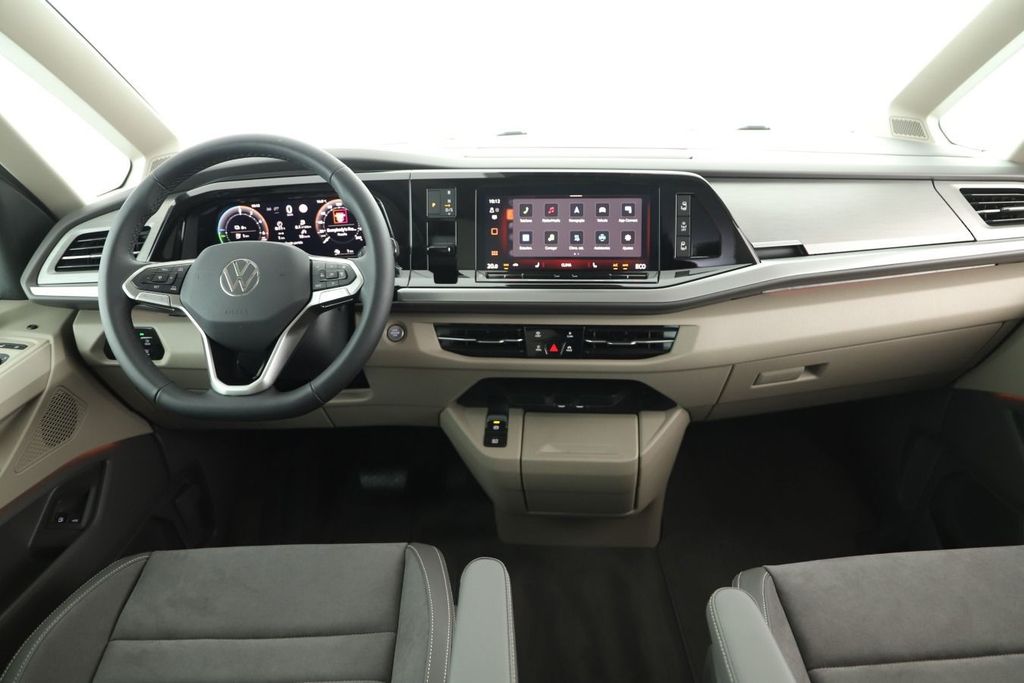 Volkswagen T7 Multivan 2025