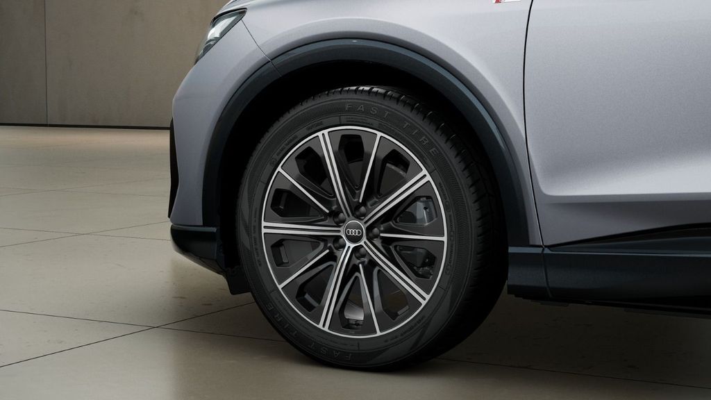 Audi Q4 e-tron 2025