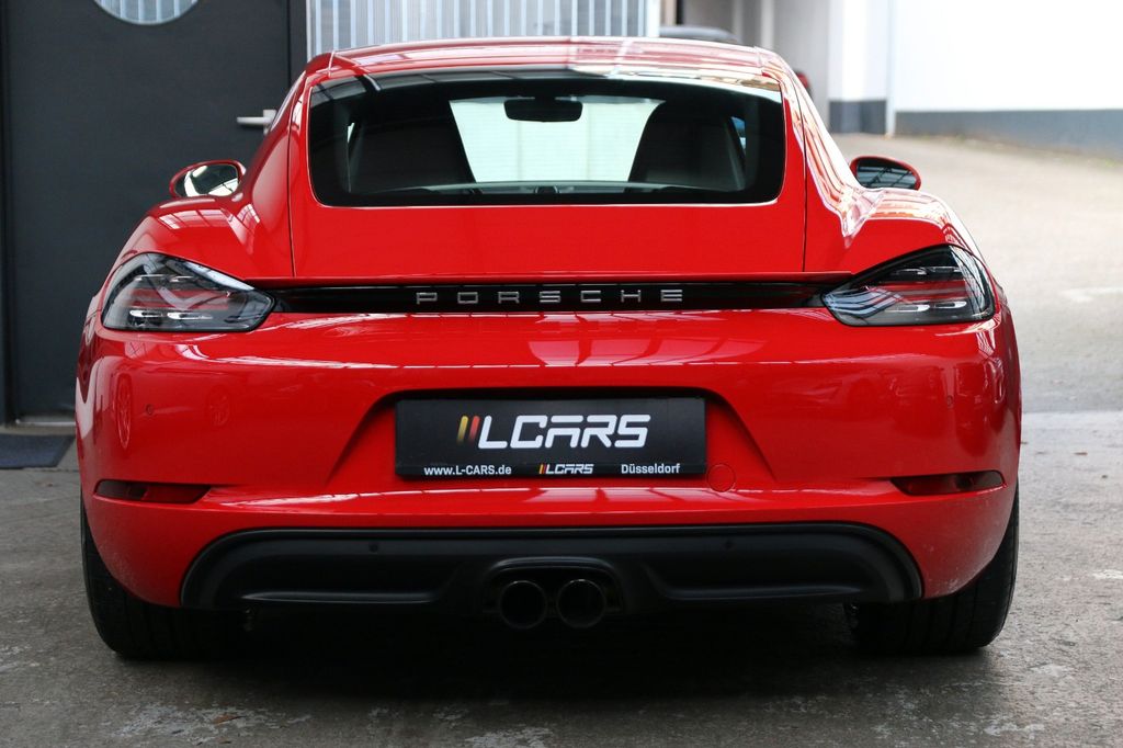 Porsche Cayman 2018