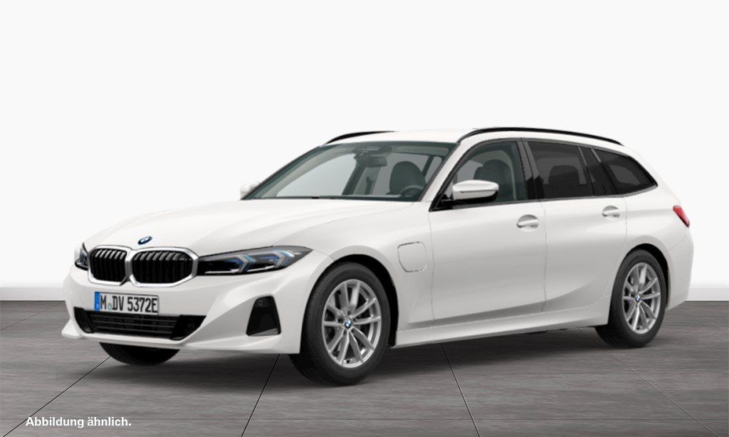 BMW 330 2024
