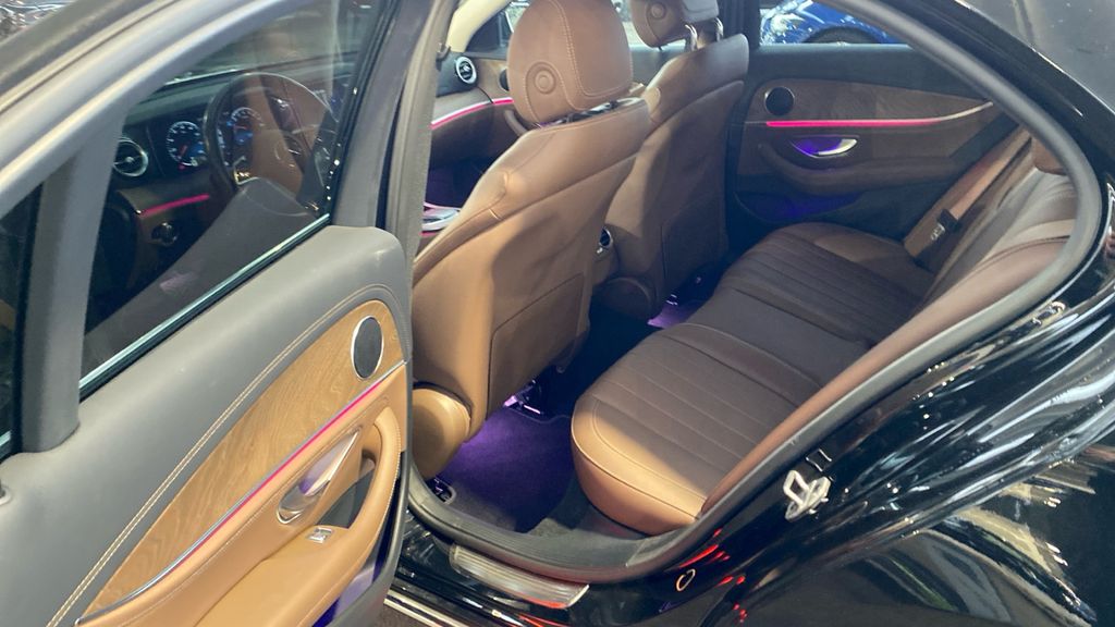 Mercedes-Benz E 300 2021