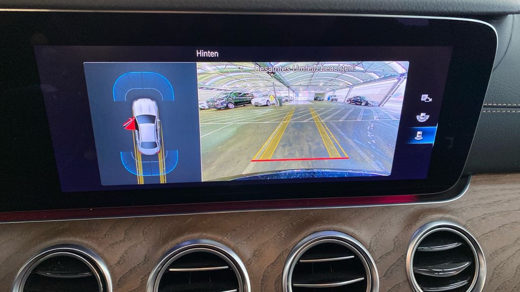 Mercedes-Benz E 300 2021