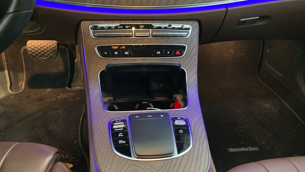 Mercedes-Benz E 300 2021