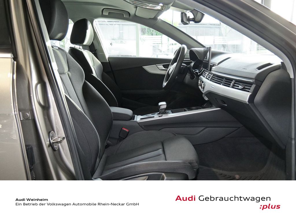 Audi A4 2023