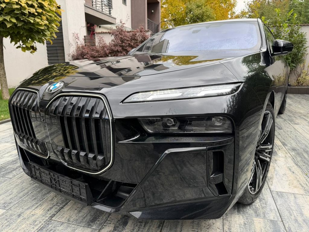 BMW 740 2026