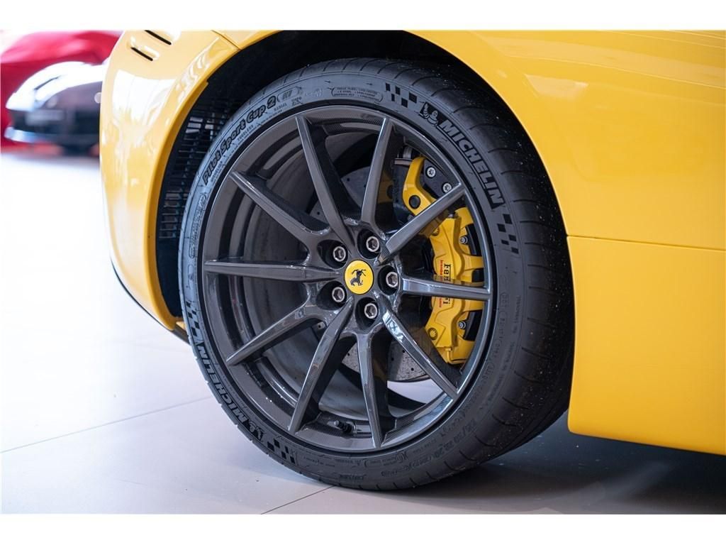 Ferrari Other 2021