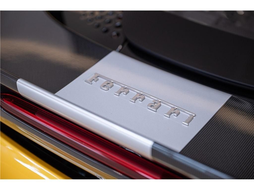 Ferrari Other 2021