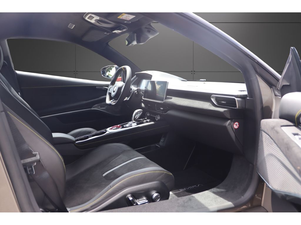 Lotus Emira 2023