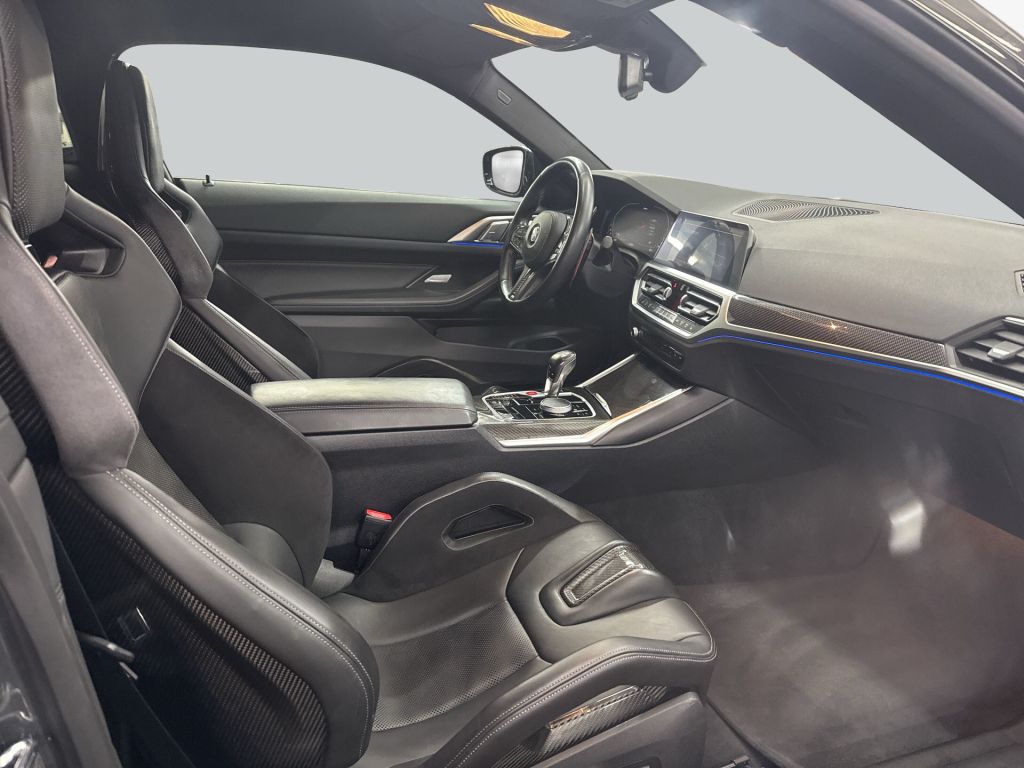 BMW M4 2023