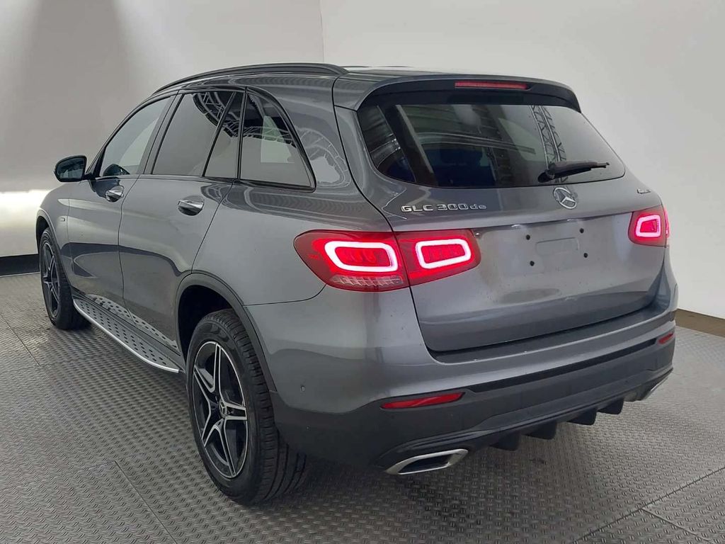 Mercedes-Benz GLC 300 2021