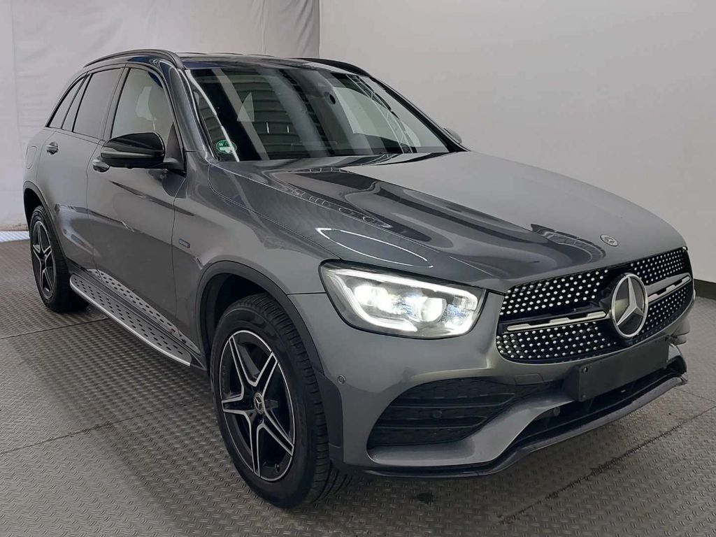 Mercedes-Benz GLC 300 2021