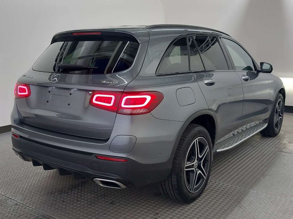 Mercedes-Benz GLC 300 2021