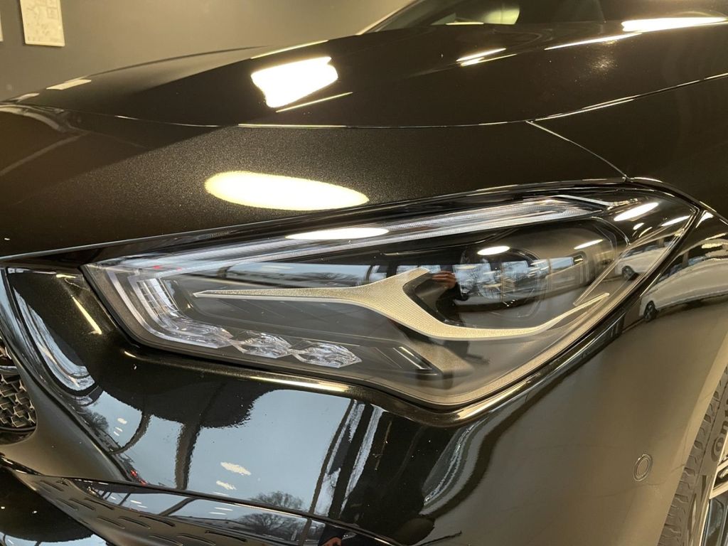 Mercedes-Benz CLA 200 2024