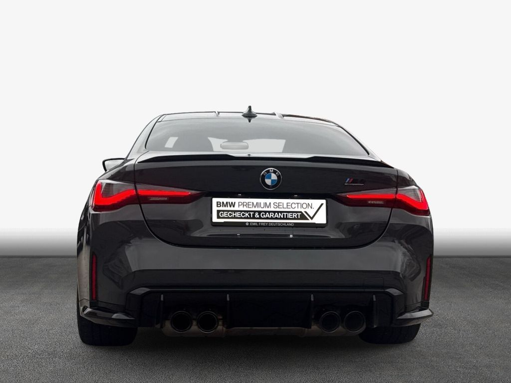 BMW M4 2023