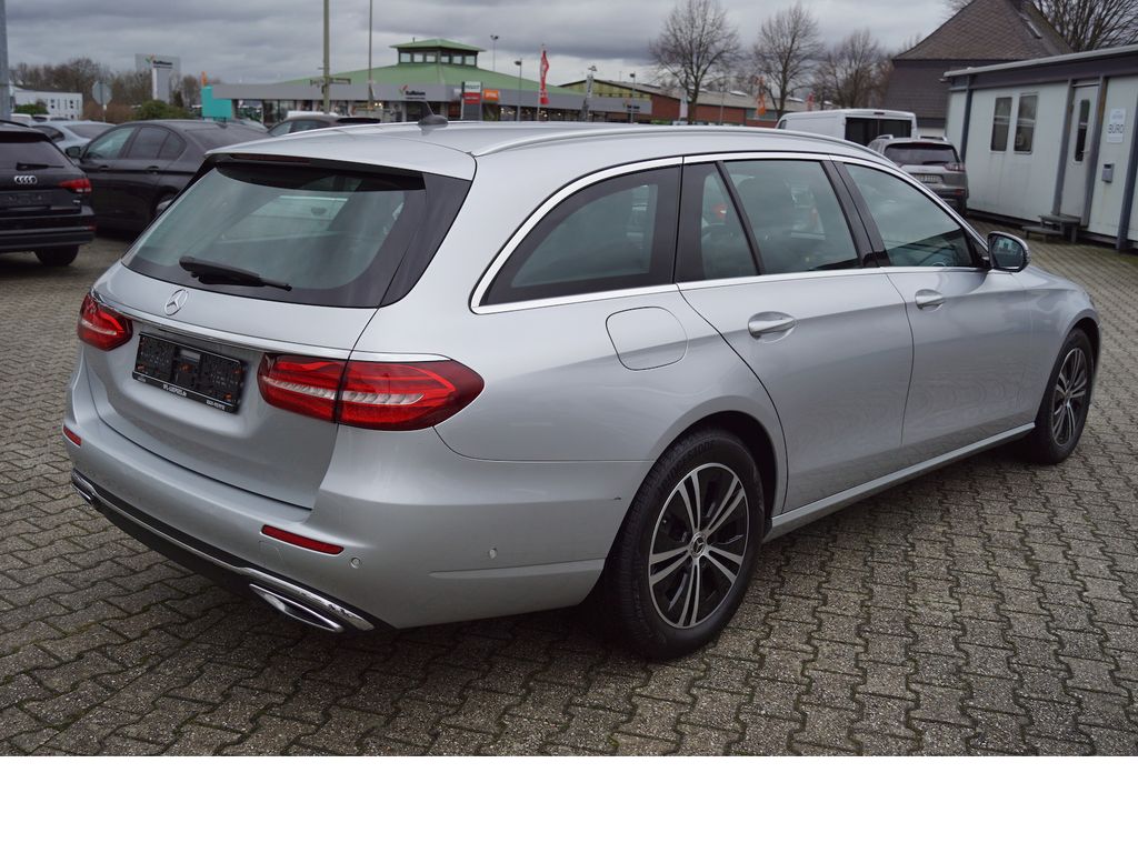 Mercedes-Benz E 220 2020