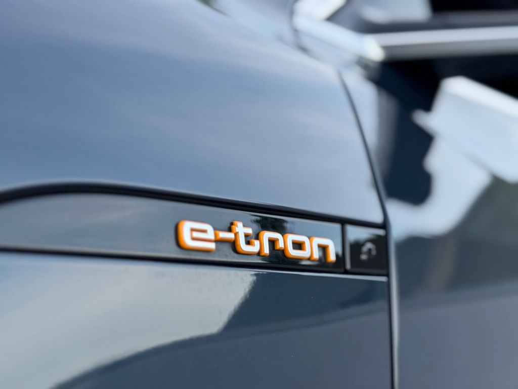 Audi e-tron 2020