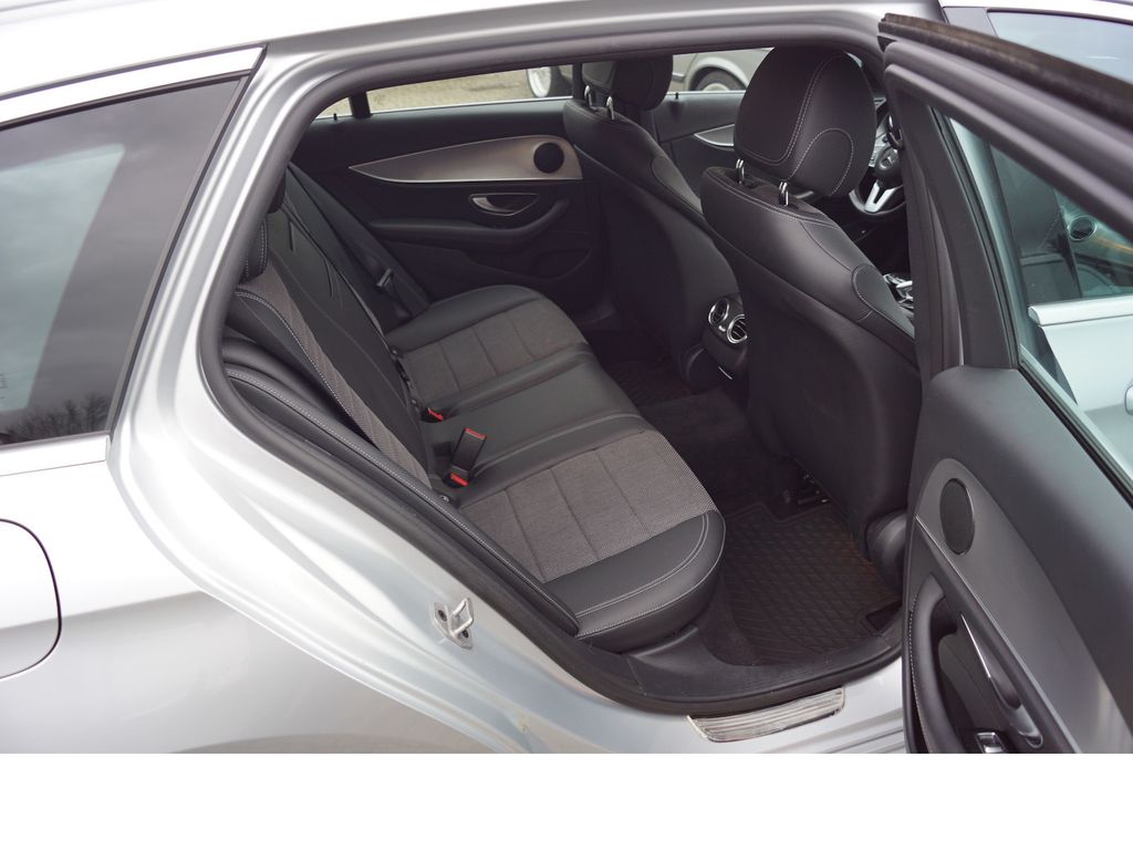 Mercedes-Benz E 220 2020