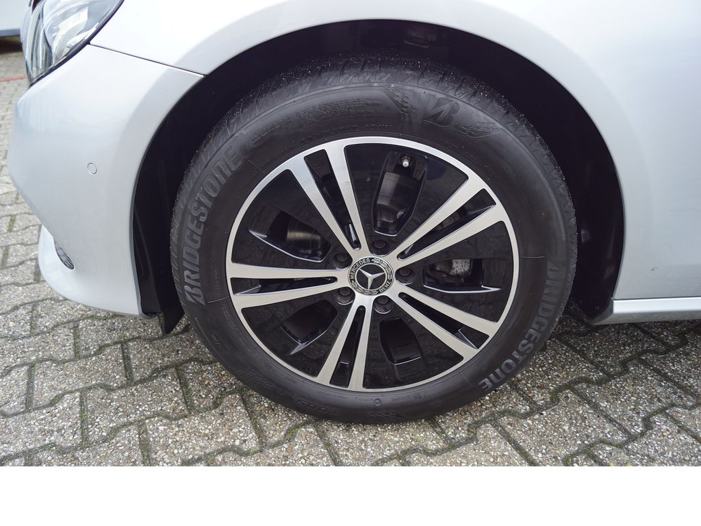 Mercedes-Benz E 220 2020