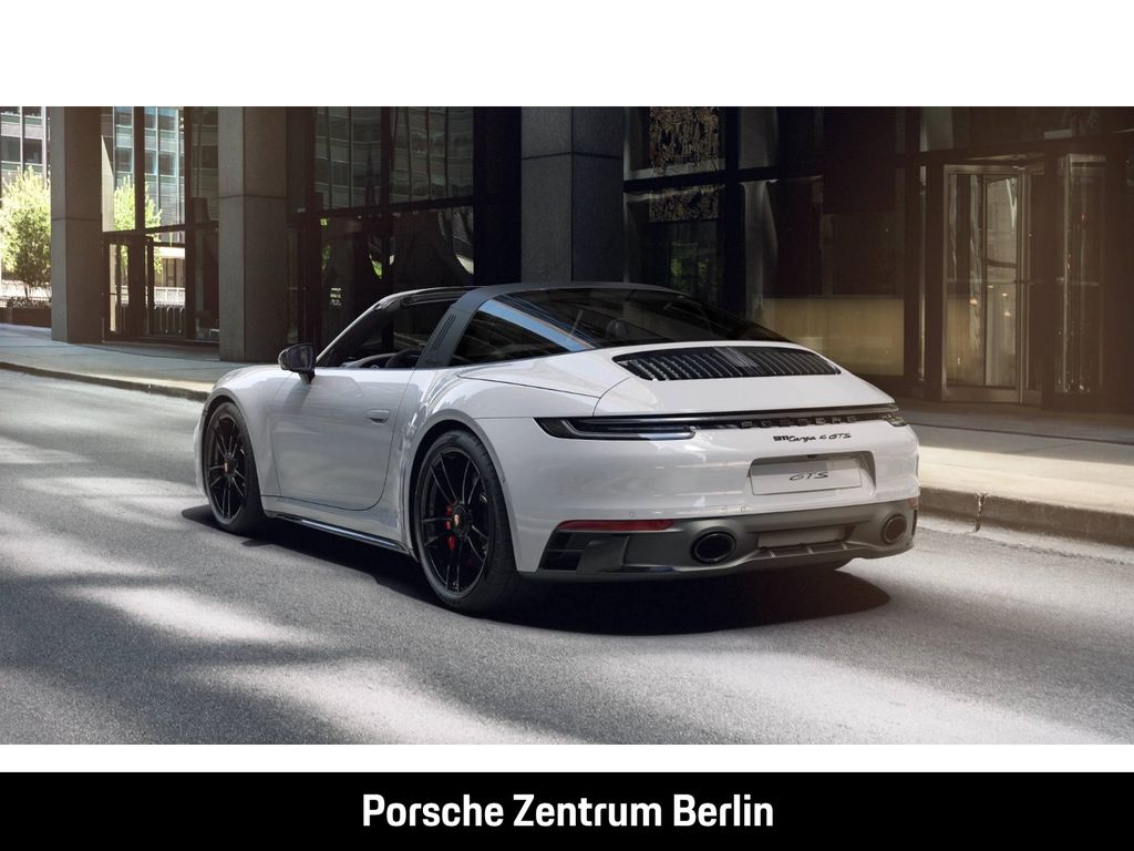Porsche 992 2022