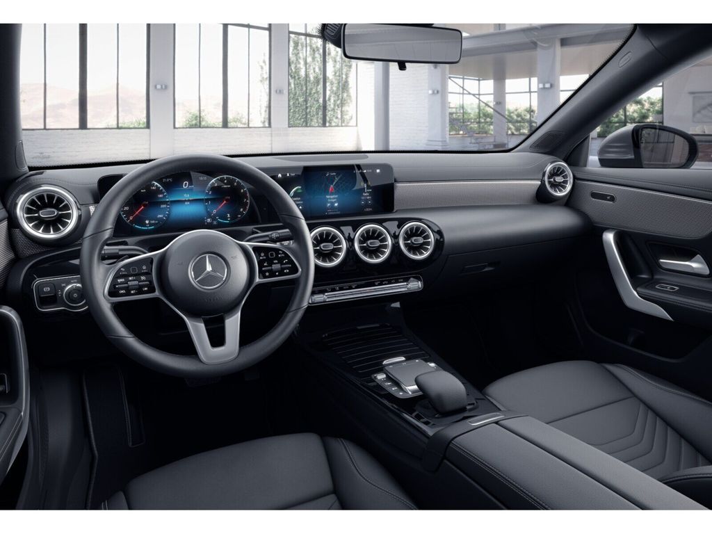 Mercedes-Benz CLA 200 2023