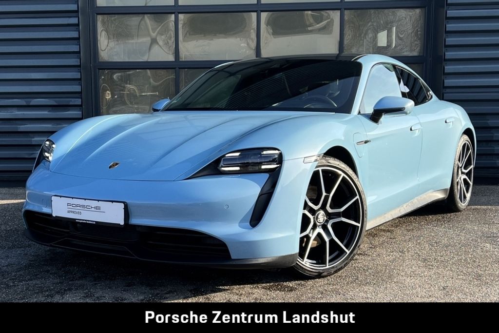 Porsche Taycan 2022