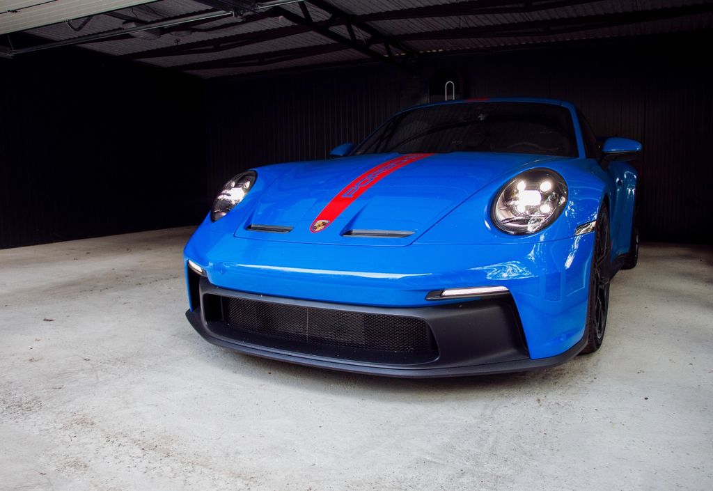 Porsche 992 2023