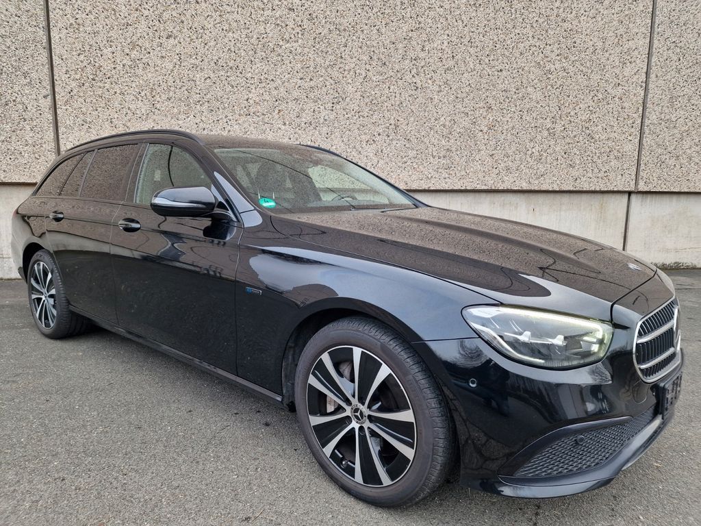 Mercedes-Benz E 300 2021