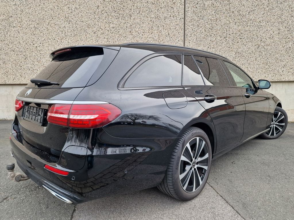 Mercedes-Benz E 300 2021