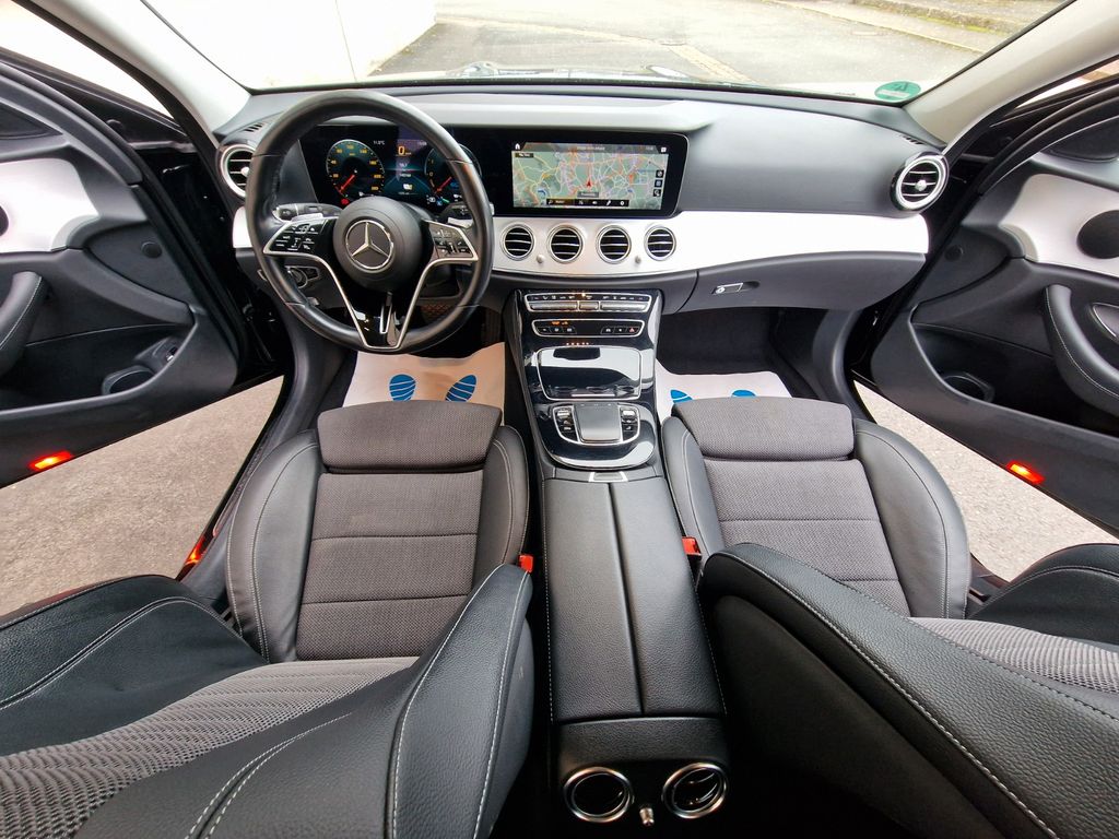 Mercedes-Benz E 300 2021