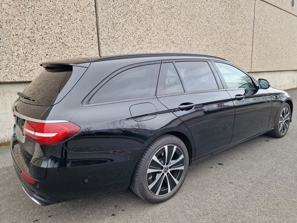 Mercedes-Benz E 300 2021