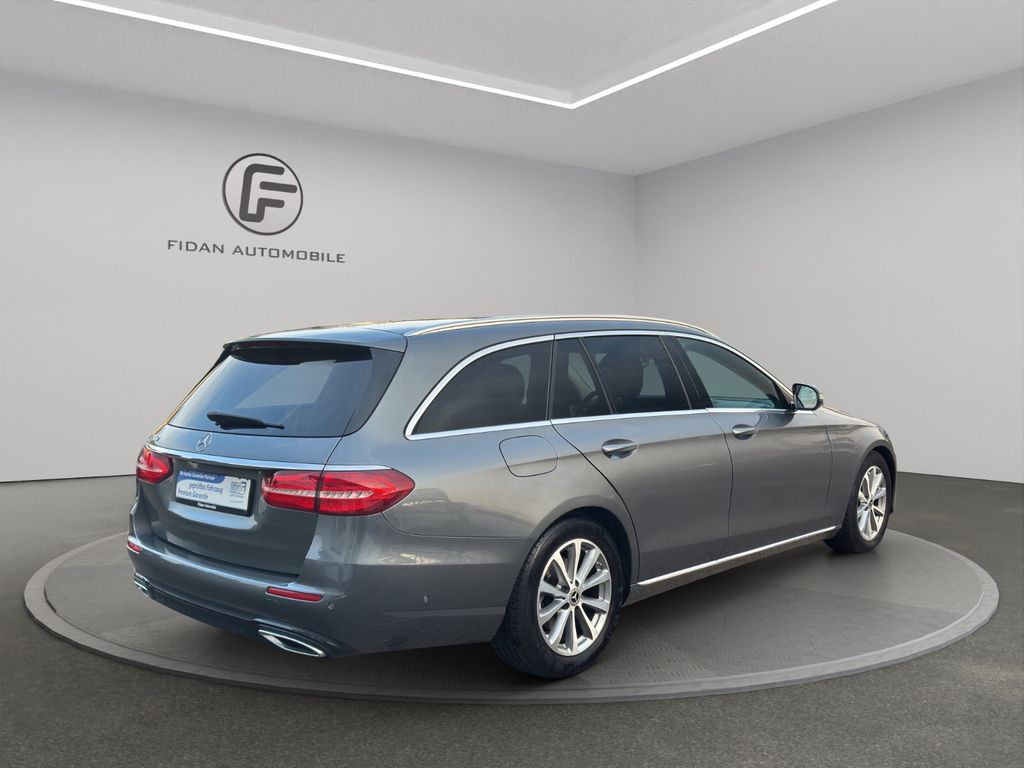 Mercedes-Benz E 220 2019