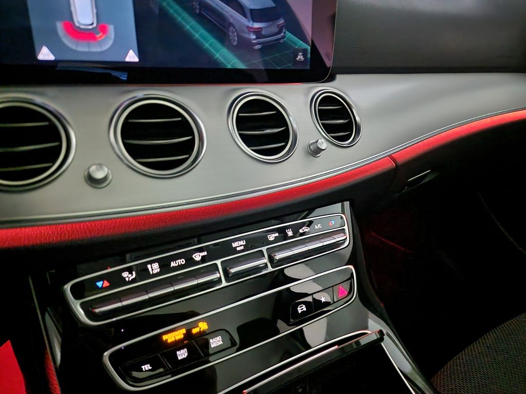 Mercedes-Benz E 300 2021